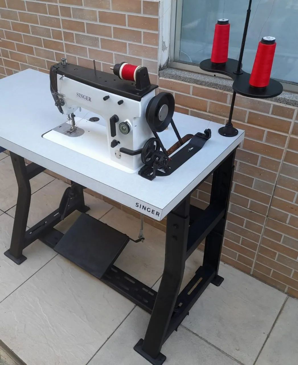 Máquinas de Costura Singer Semi industrial  - Foto 2