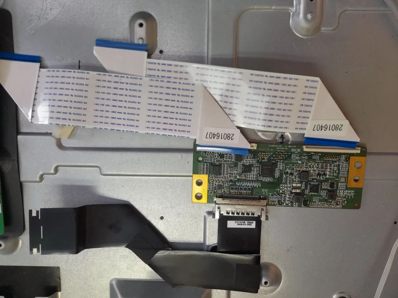 Placa t com tv Semp tcl  - Foto 4