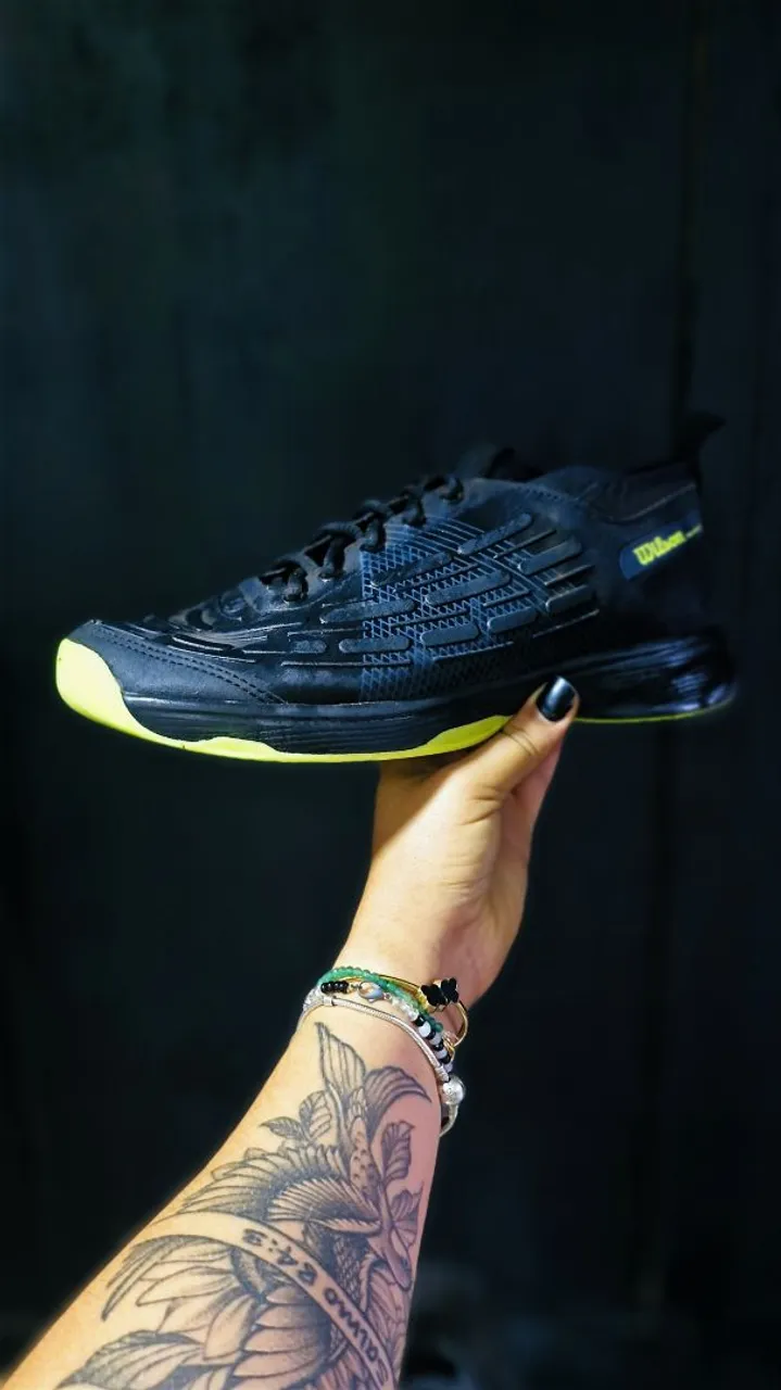 Tênis Wilson para tenis Preto e Amarelo