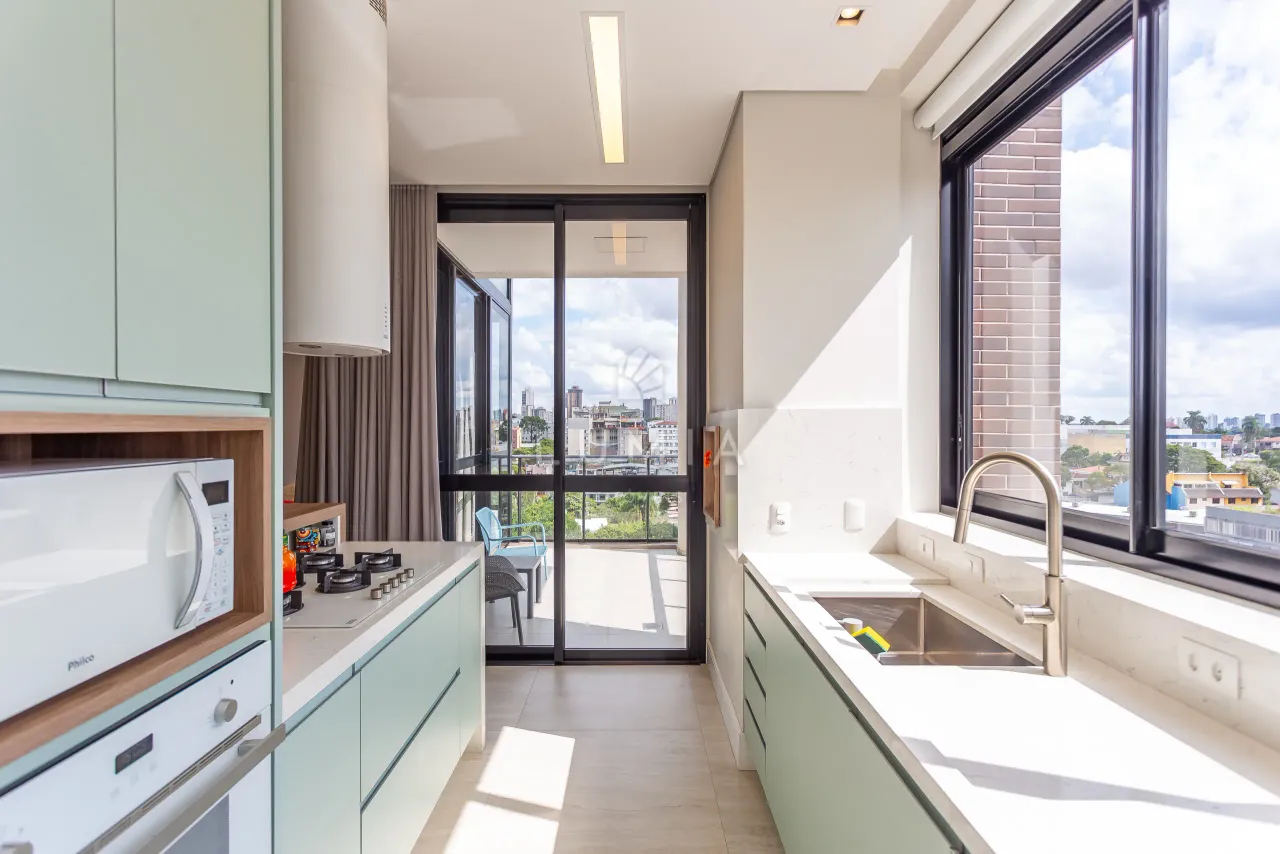 Apartamento duplex no Mercês - Curitiba/PR
