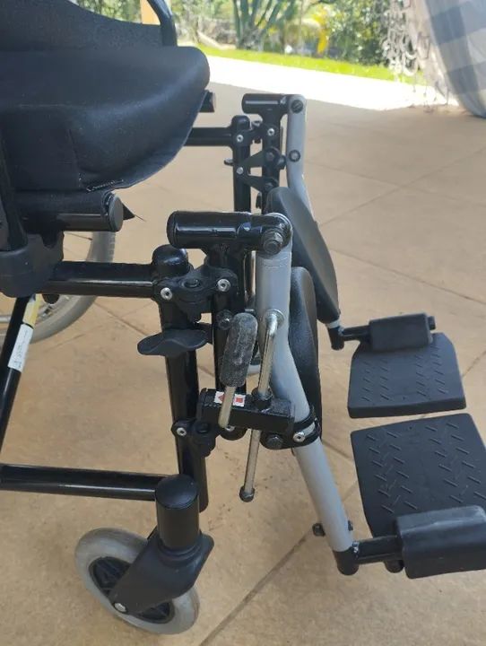 Cadeira de rodas Jaguaribe modelo Fit  - Foto 2