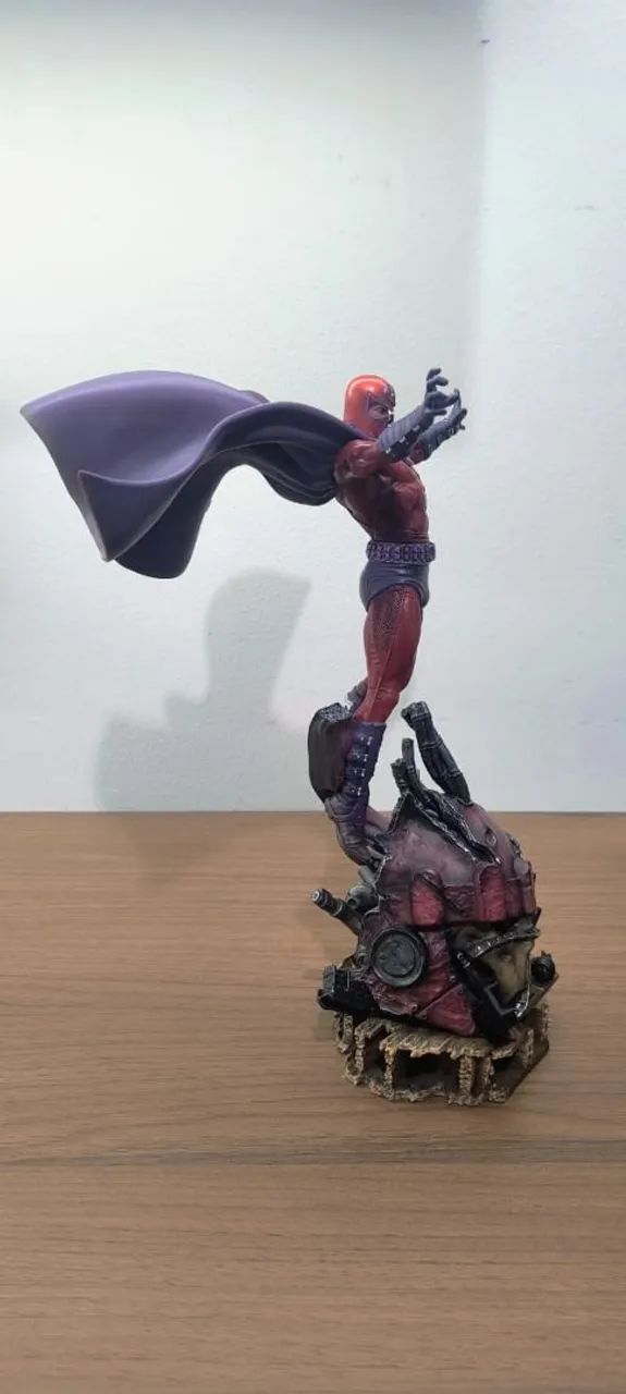Estátua Magneto 1/10 - Iron Studios - Foto 5