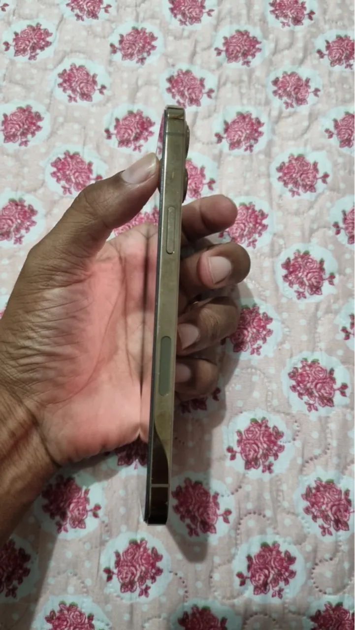 V/t iPhone 12 Pro Max  - Foto 5
