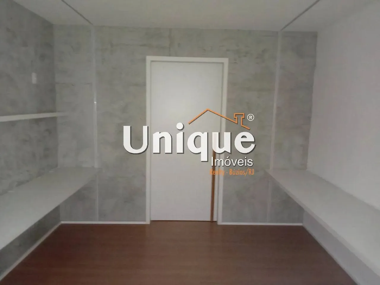 Sala comercial com ótima localização para venda!!