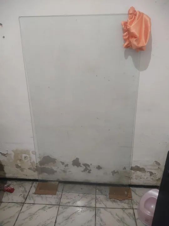 Tampo de vidro temperado medida 1.60 de altura por 90 de largura