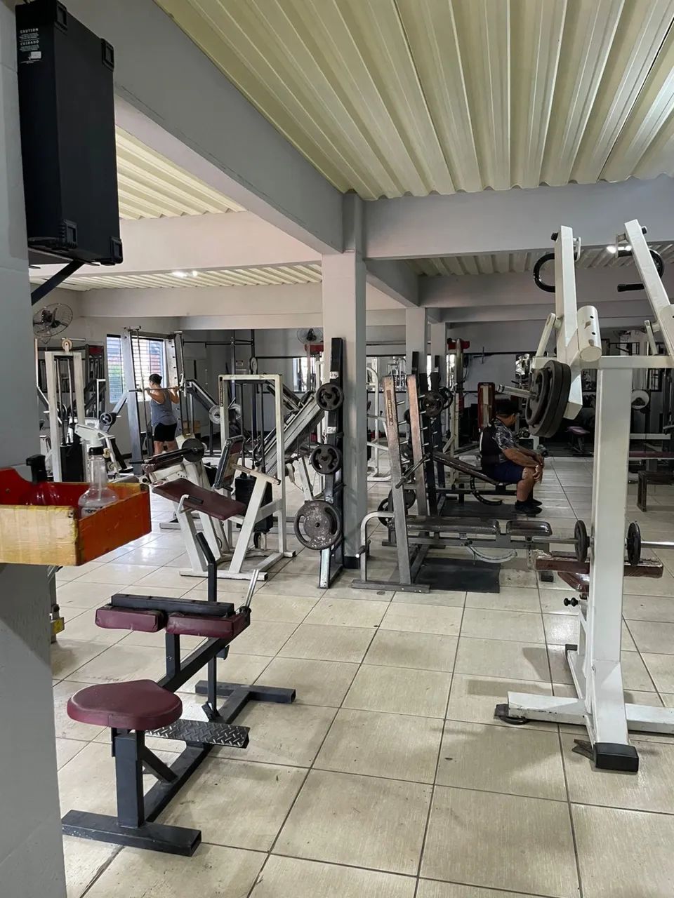 Vende-se Academia equipamentos de musculação  - Foto 4