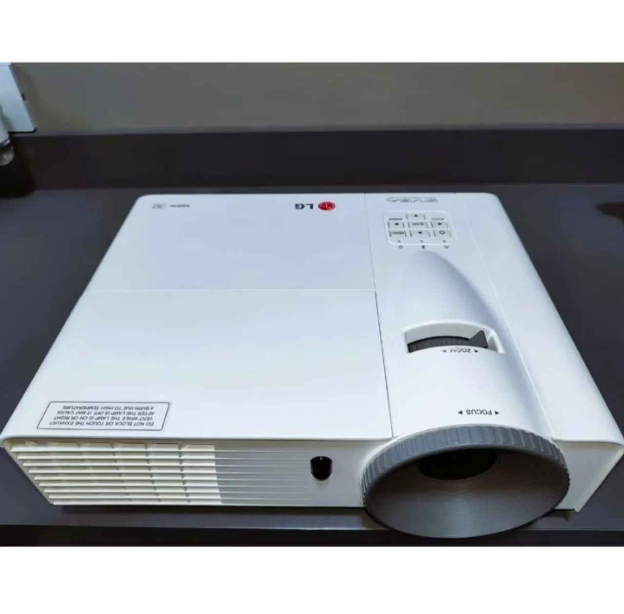 Projetor LG BE325 - Foto 2