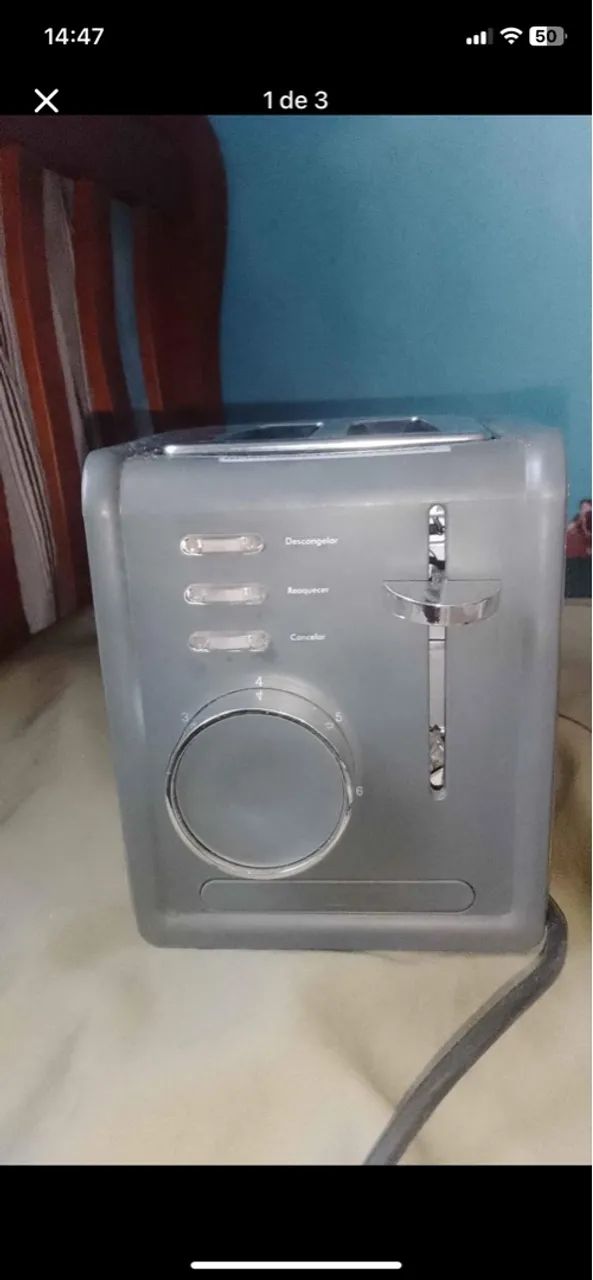 Torradeira Elétrica Cinza - Praticidade na sua cozinha!