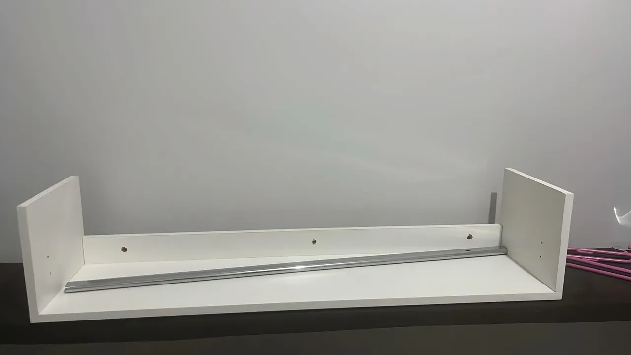 Prateleira de parede branca