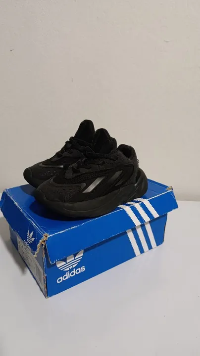 Tênis infantil Adidas Ozelia 22 original com elástico
