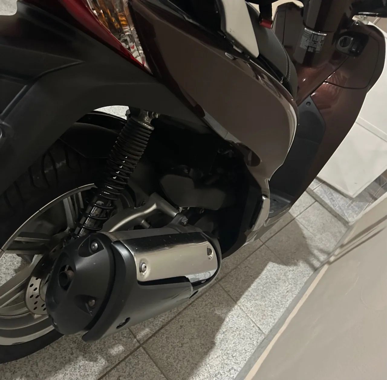 VENDO HONDA SH 300i IMPECÁVEL - RARIDADE MAIS COMPLETA DA CATEGORIA - Foto 3