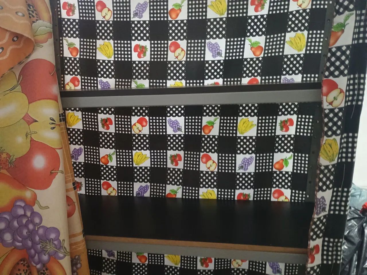 Vendo prateleira de ferro com madeira personalizado para sua cozinha