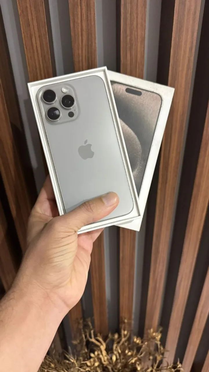 iPhone 15 pro Max 64315886456961120