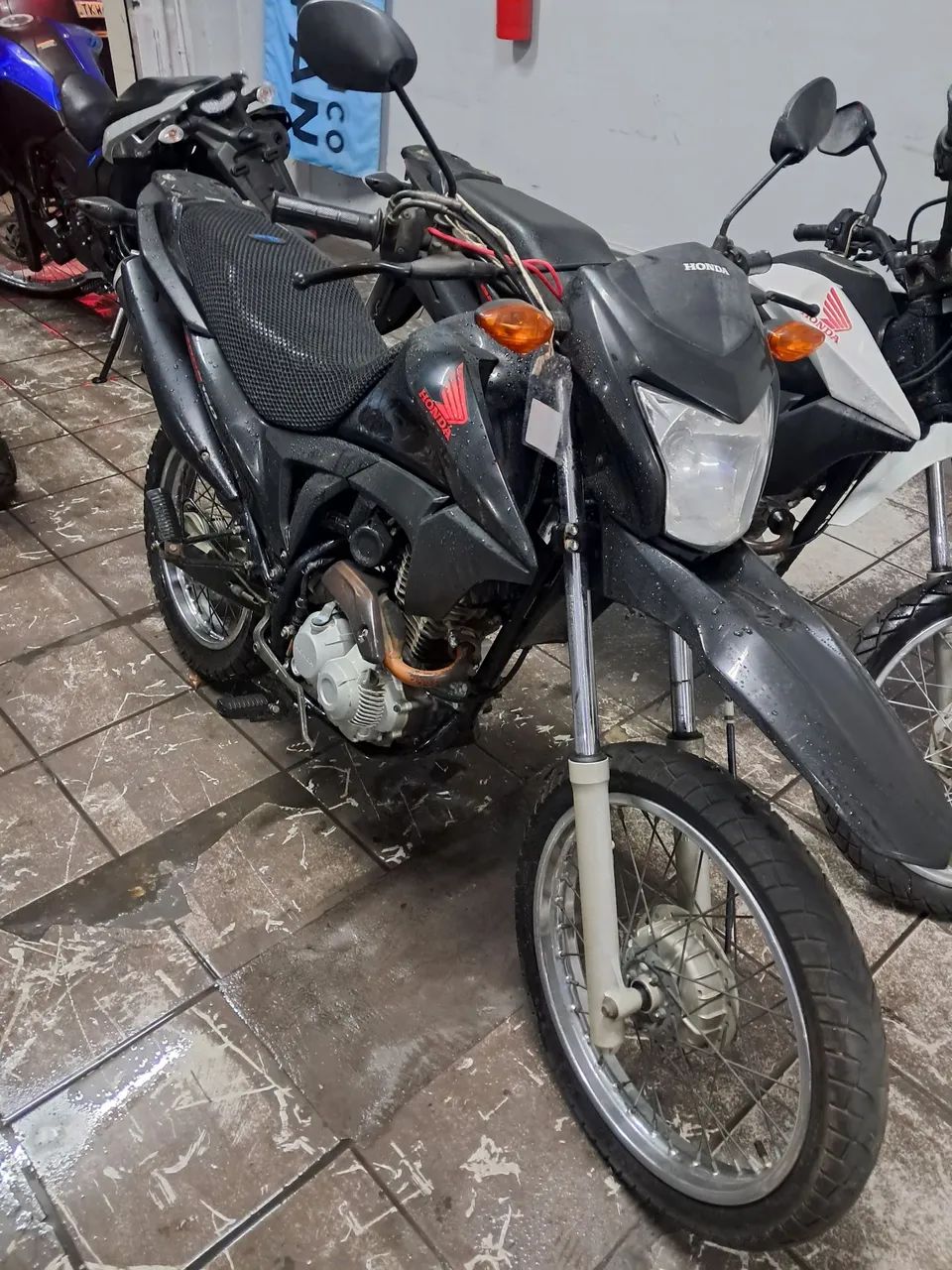 BROS 160 2017