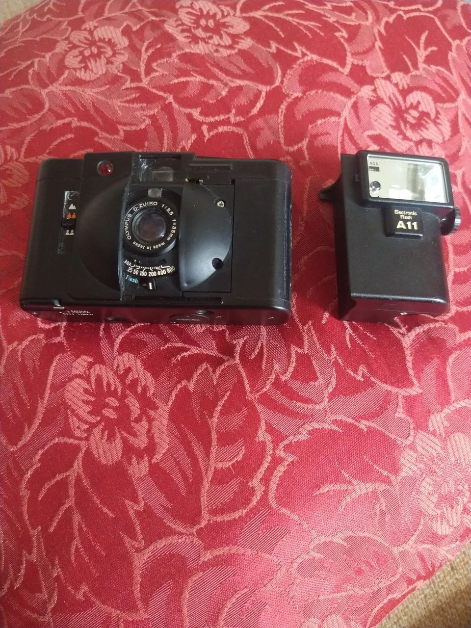 Camera olympus XA-2. 35 mm - Câmeras e Filmadoras - Irajá, Rio de