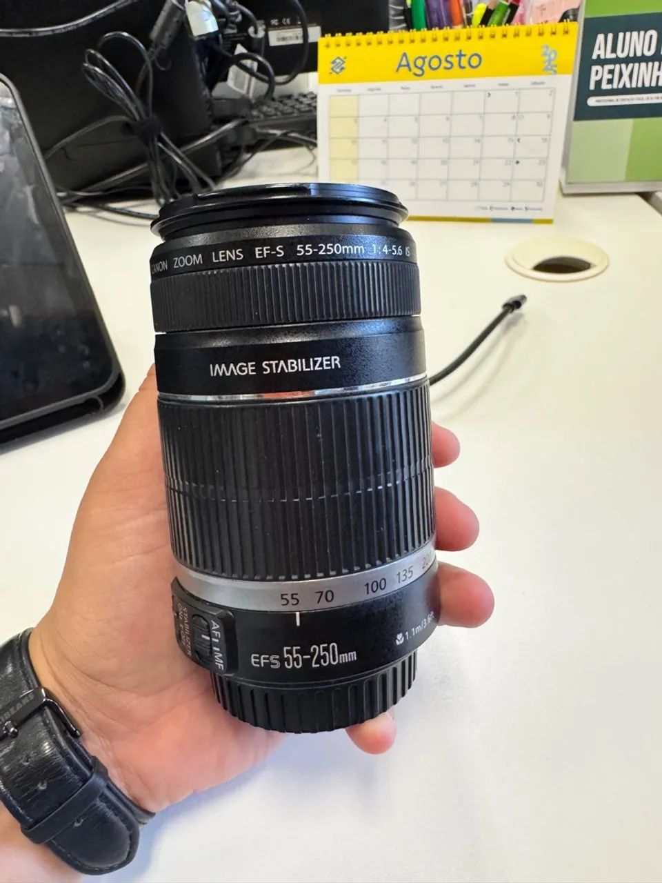 Lente Canon EF-S 55-250mm f/4-5.6 IS - Foto 3