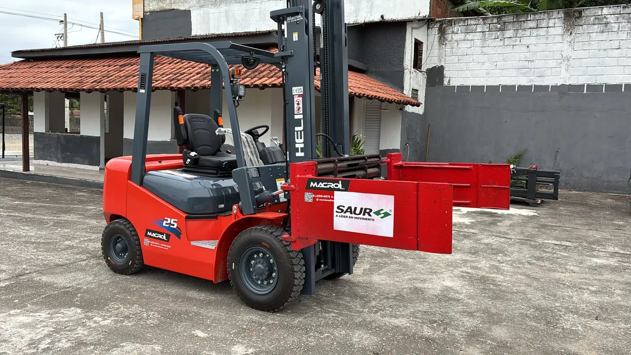 Empilhadeira diesel com Clamp fardo - Foto 3
