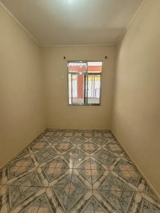 EC12 - Casa em Itapuã