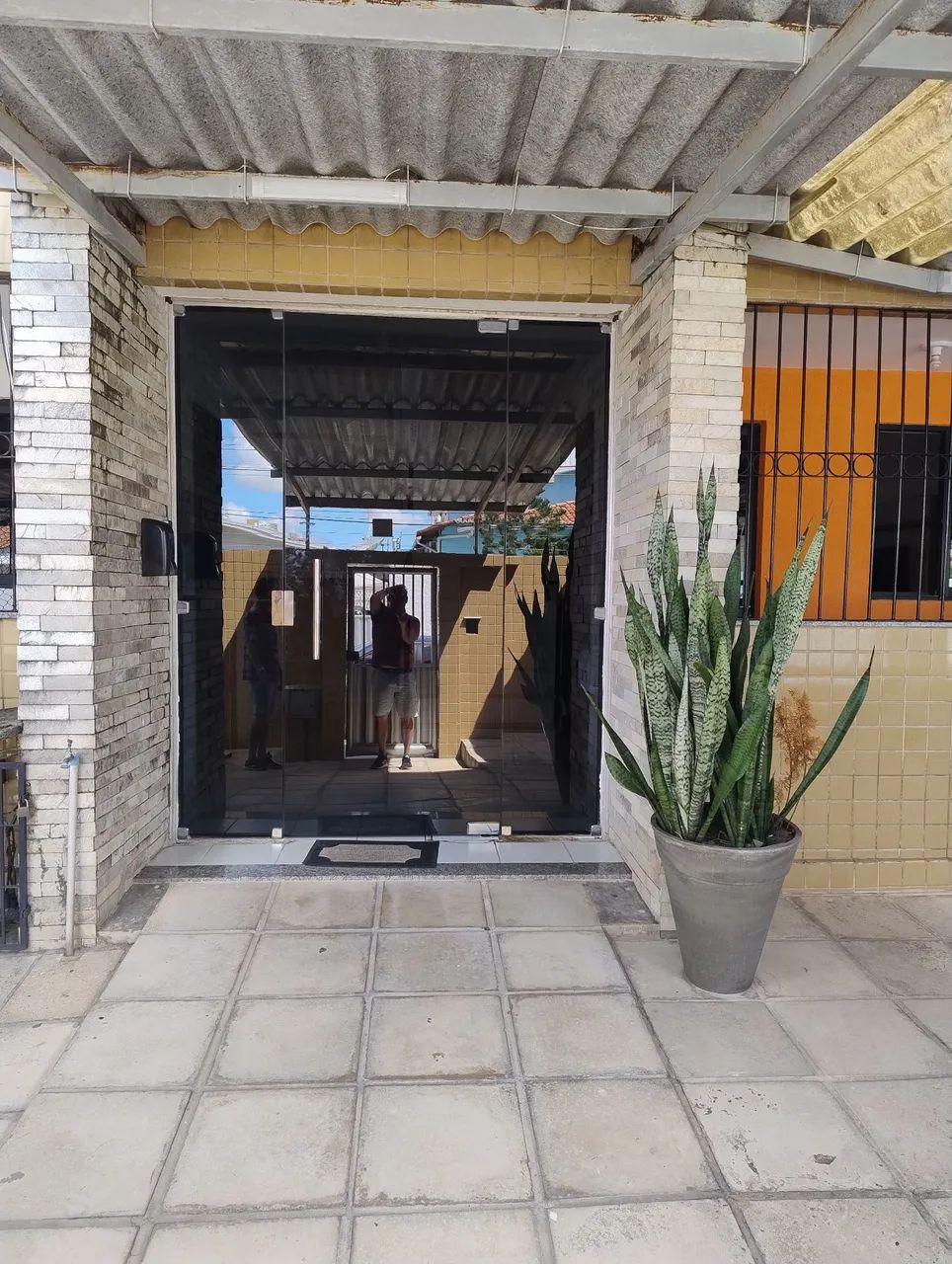 Alugo Ótimo Apartamento com 03 quartos no Bairro dos Estados  - Foto 4
