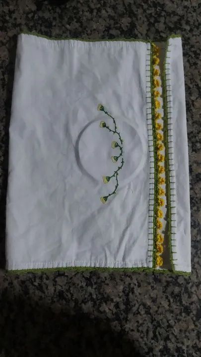 Tapete, bolsa e caminho de mesa de crochê e pano de prato. - Foto 2