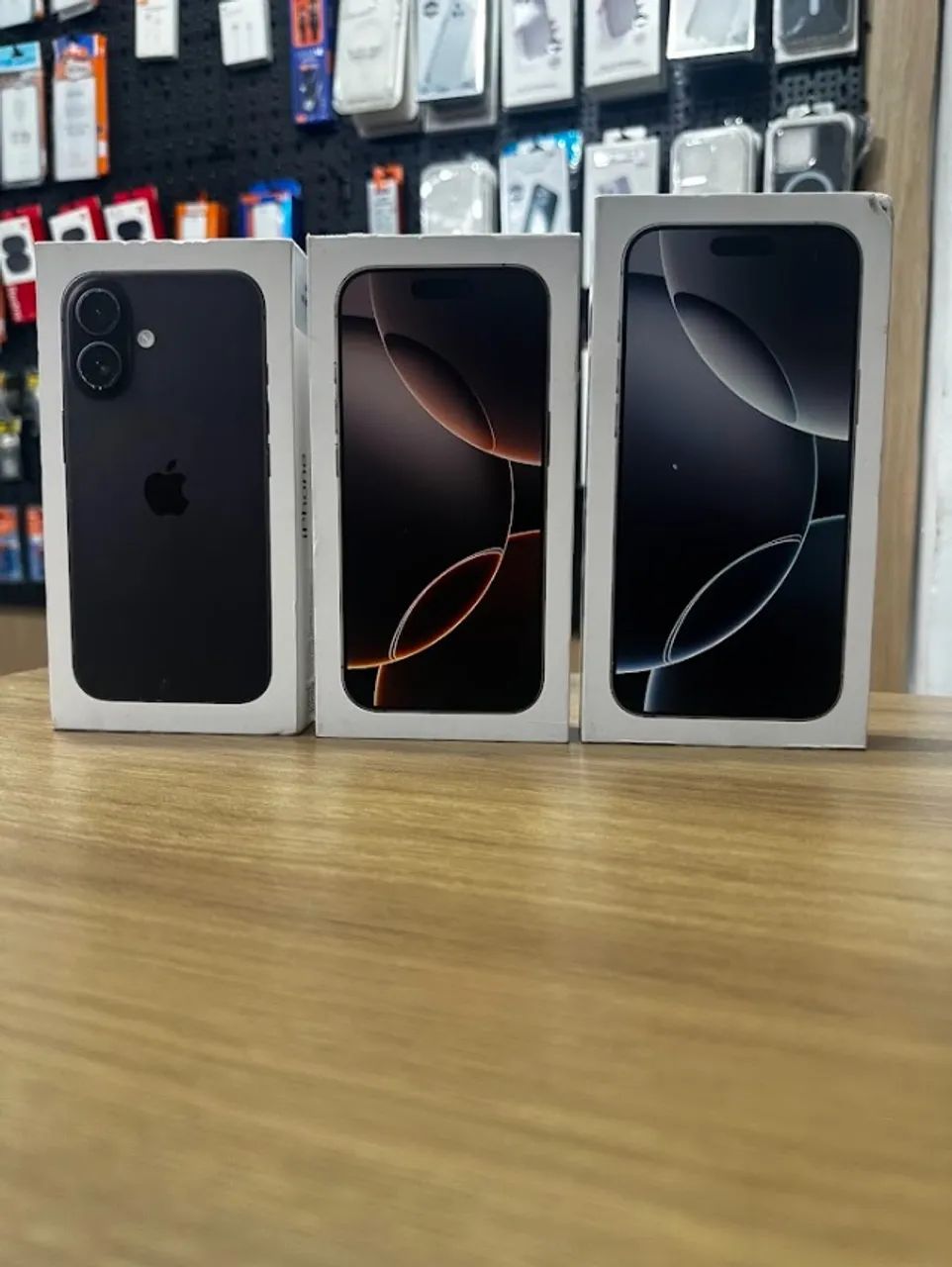 iPhone 16 Pro, Lacrado/Novo, 1 Ano de Garantia. - Foto 4