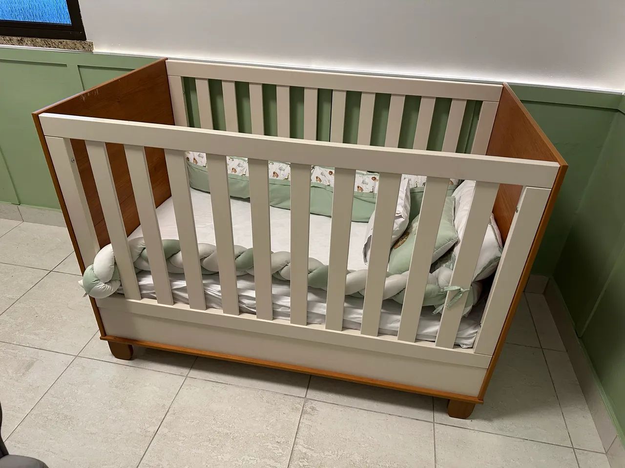 Berço para bebê - com Evolução para cama. - Foto 3