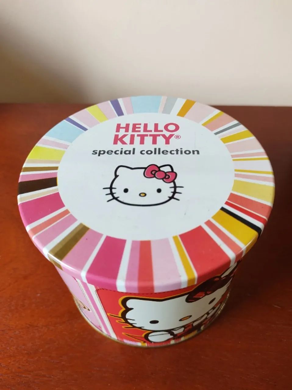 Lata Hello Kitty- Special Collection- Sanrio 2008
