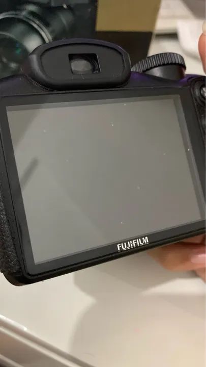 Câmera Fujifilm FinePix S2950 - Foto 2