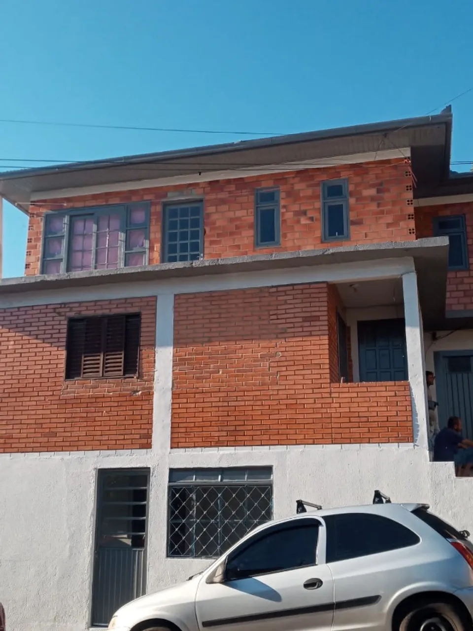 Casa de 3 Andares, 4 moradias individuais em Gonçalves no Bairro Municipal