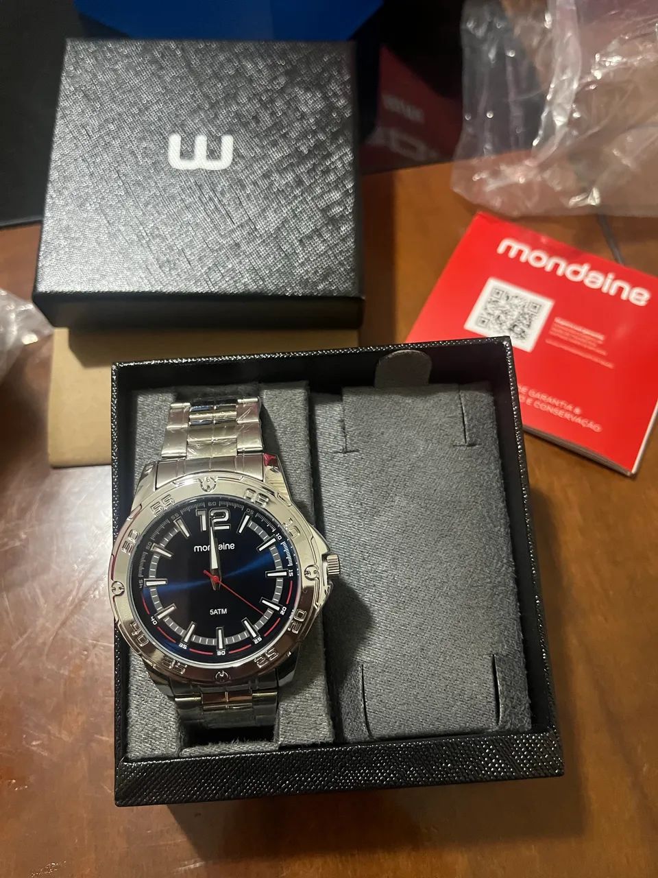 Relógio mondaine novo na caixa