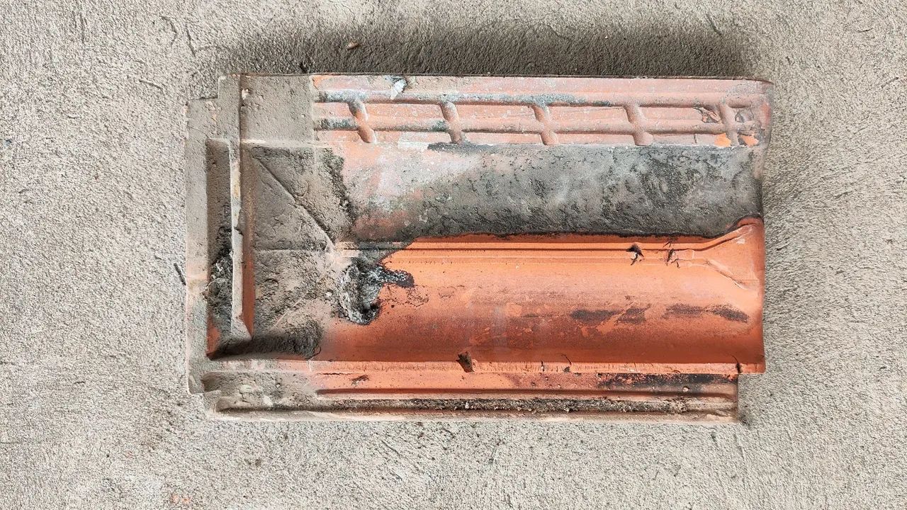 DOAÇÃO - Telhas francesas - Foto 6