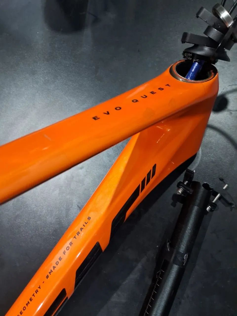 Quadro TSW quest carbono toray XL21 - Foto 2