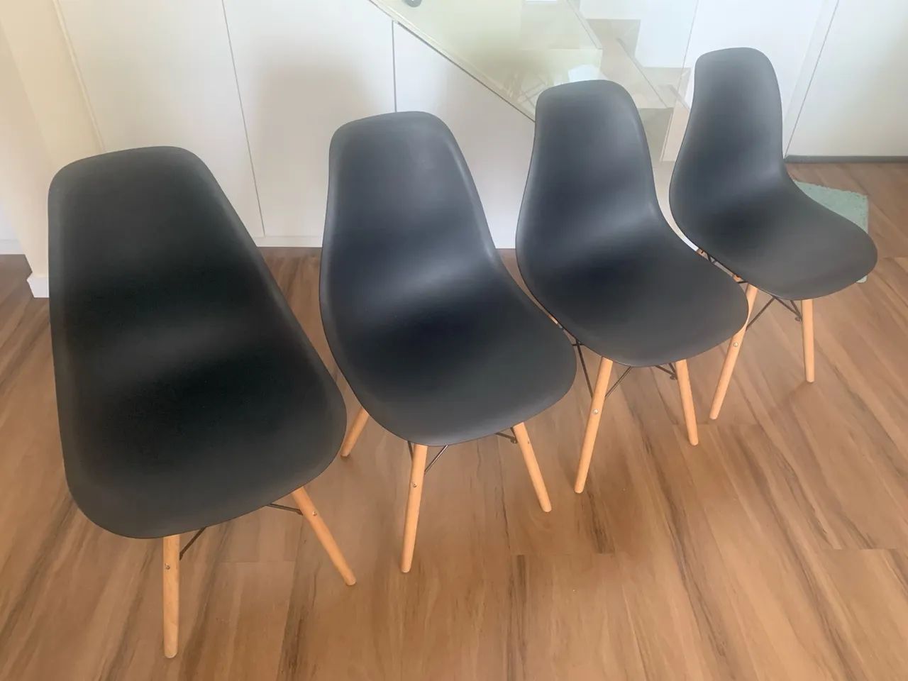 Vendo 4 Cadeiras - Foto 4