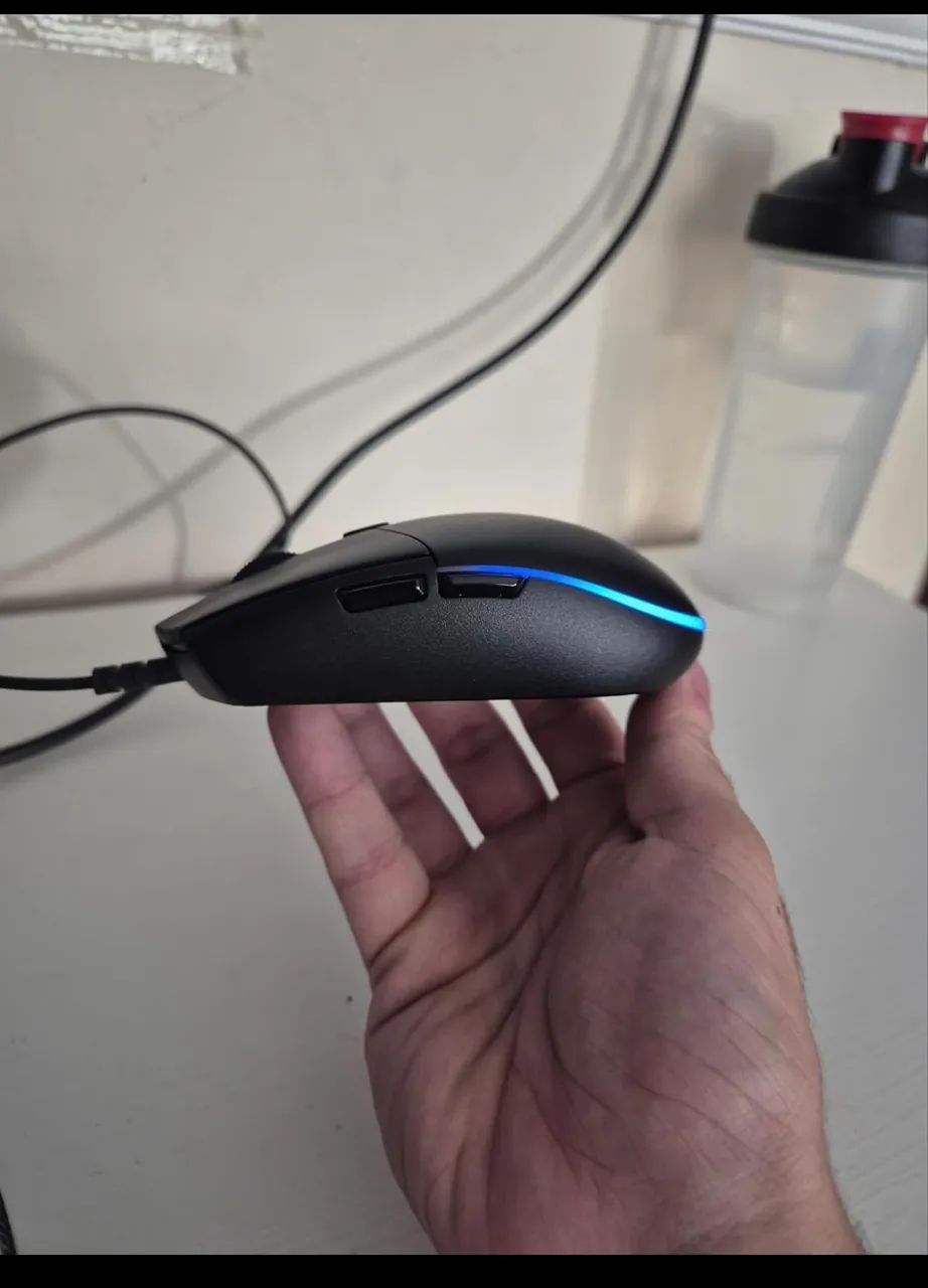 Mouse Gamer Logitech G203 LIGHTSYNC RGB, 6 Botões Programáveis e Até 8.000 DPI - Preto