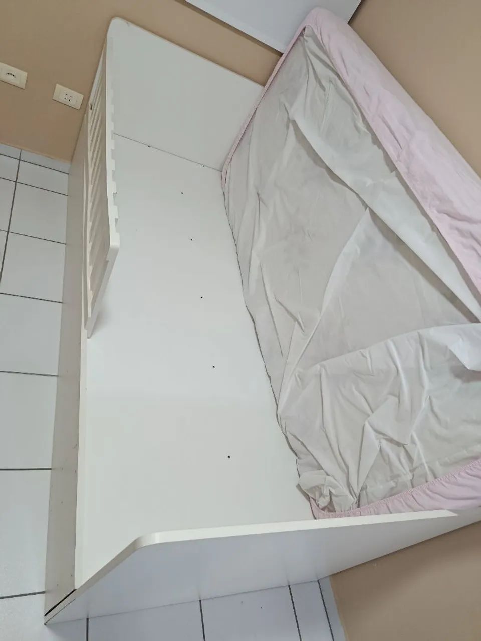 Cama solteiro tamanho padrão super resistente  - Foto 3