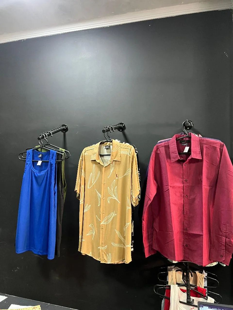 Mobília de loja de roupas  - Foto 3