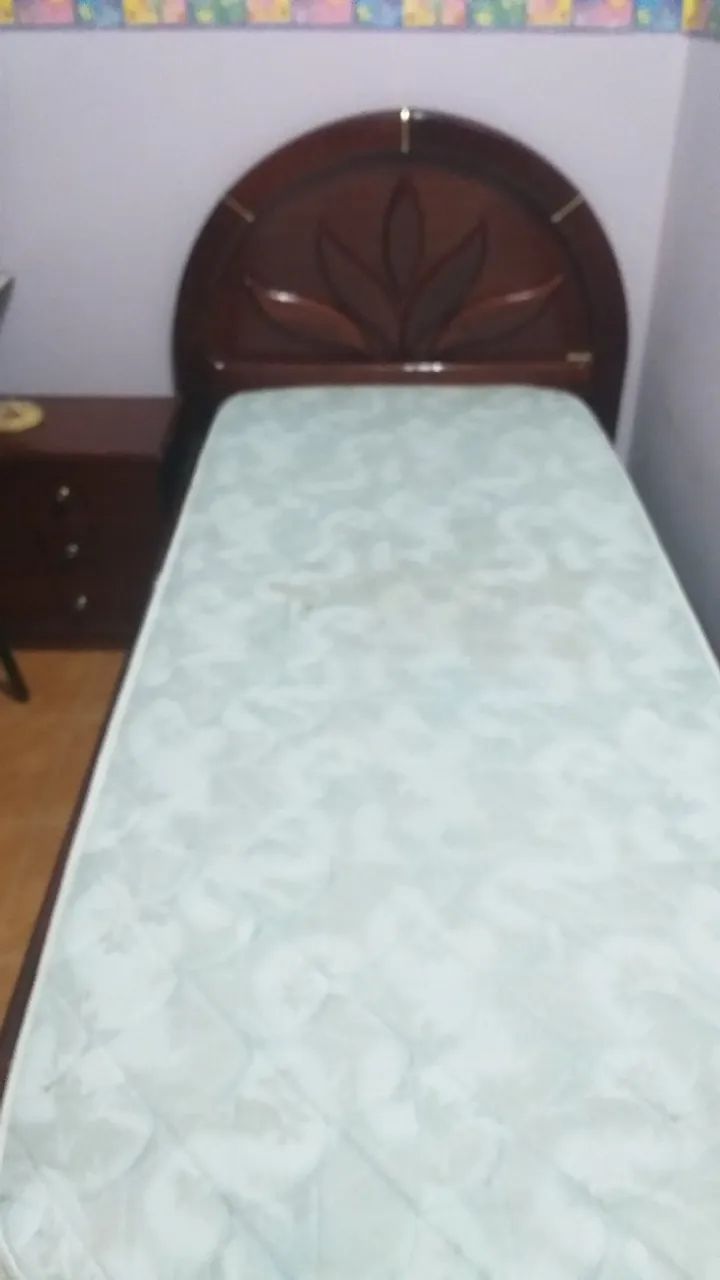 Cama de solteiro em excelente estado novo tel * - Foto 3