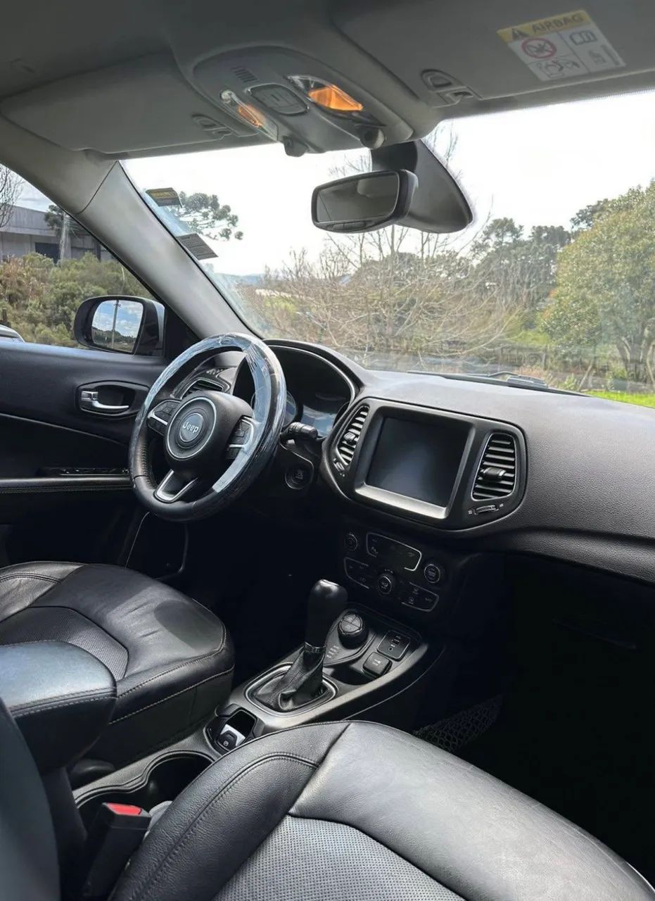 Jeep Compass Longitude 2.0 4X4 Dies. 16V Aut. 2017 - Foto 4