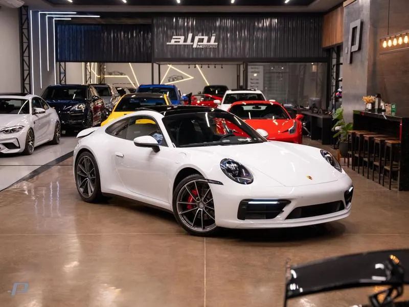 Porsche 911 Carrera Coupe 2021