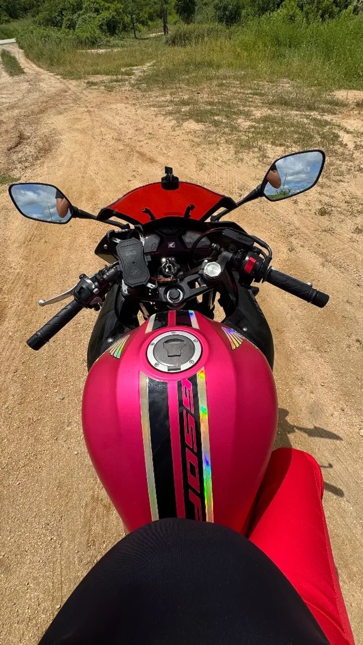 Vende-se CBR650F 2019 ABS Rosa - Foto 5