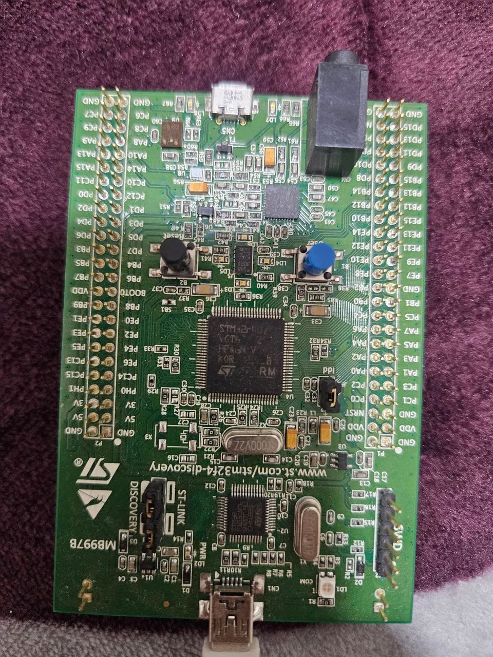 STM32F4DISCOVERY<br>AtivoDesign Win<br>Kit Discovery com MCU STM32F407VG