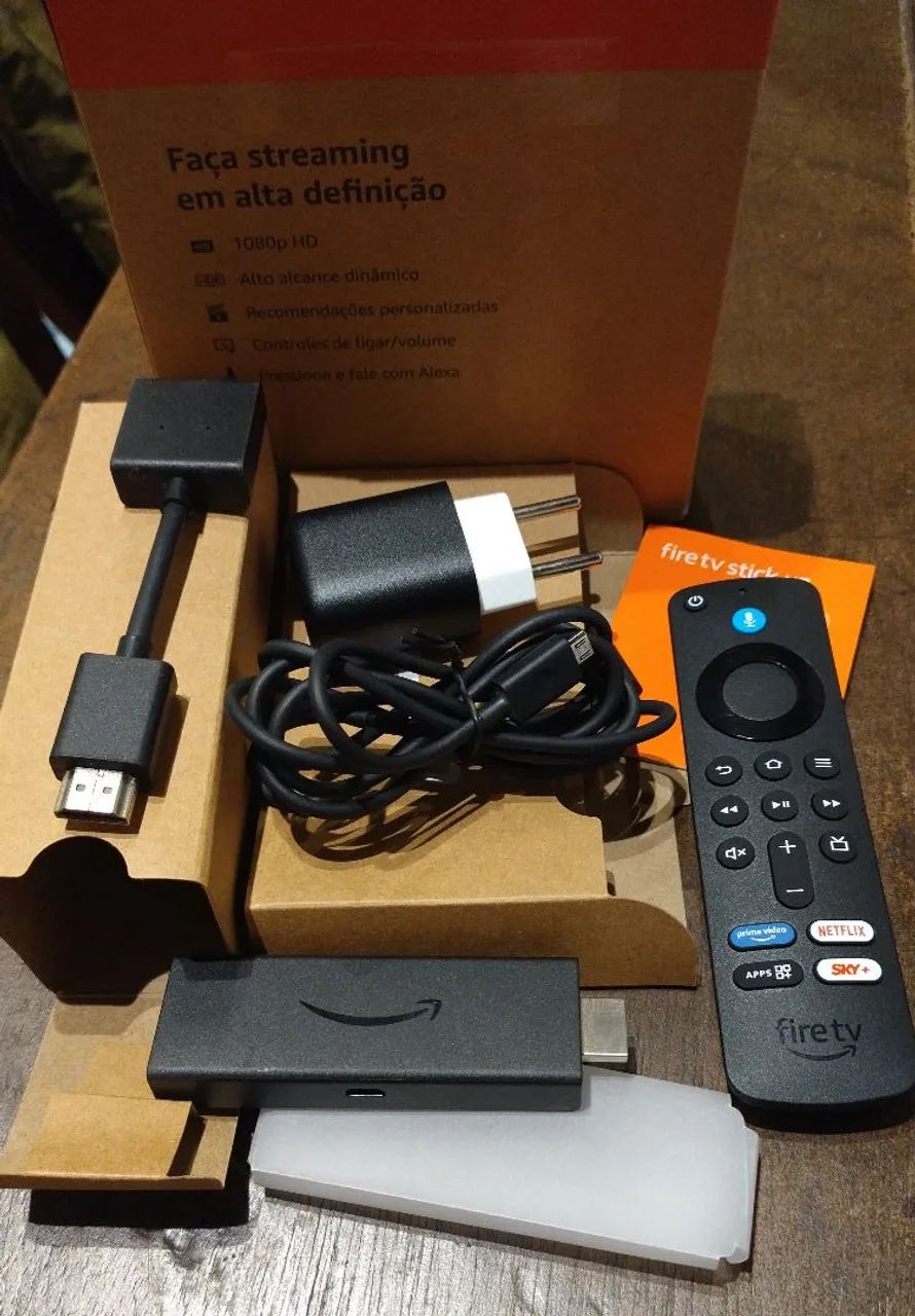 Fire TV Stick HD 8GB Amazon com Alexa | Smart TV | Streaming - Foto 2