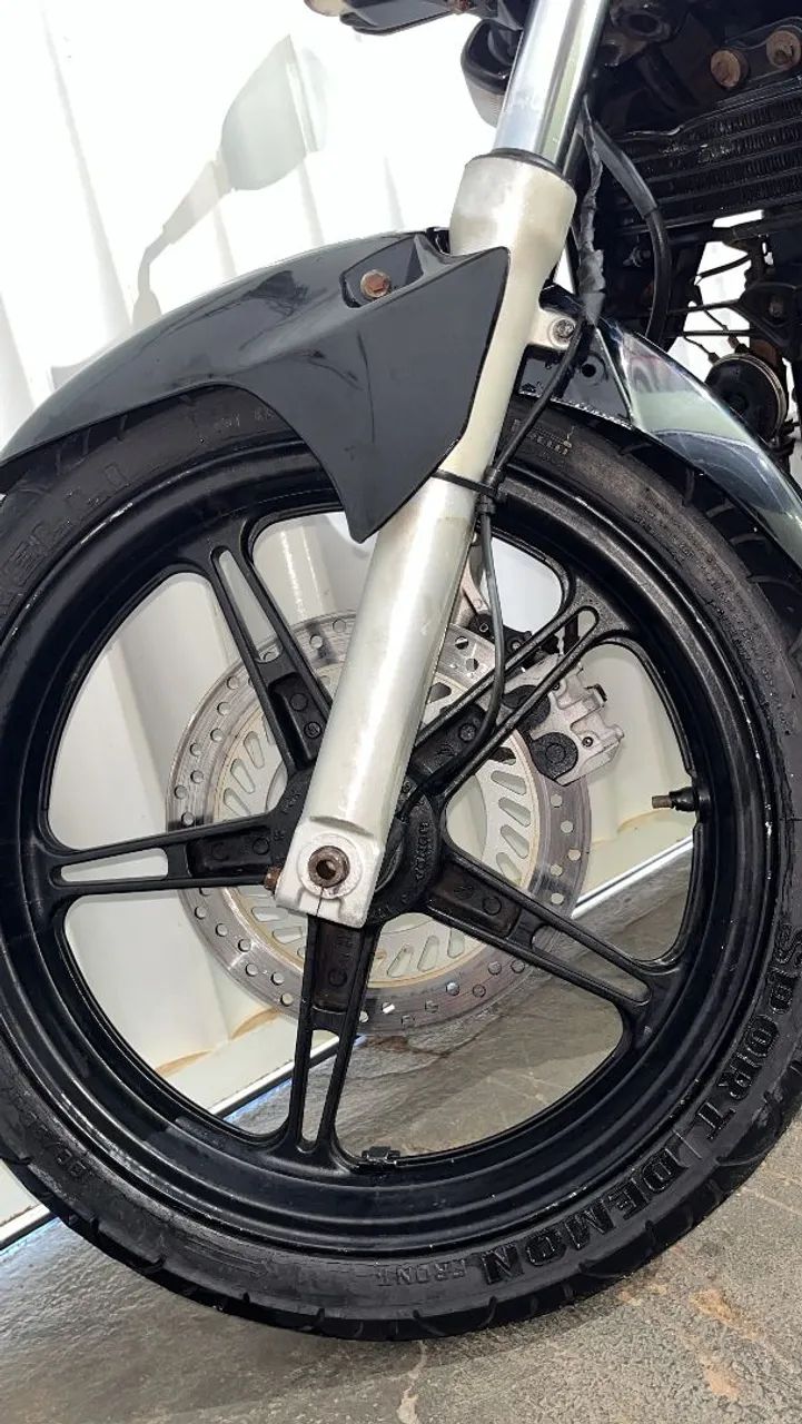 Honda CB 300 - Foto 4
