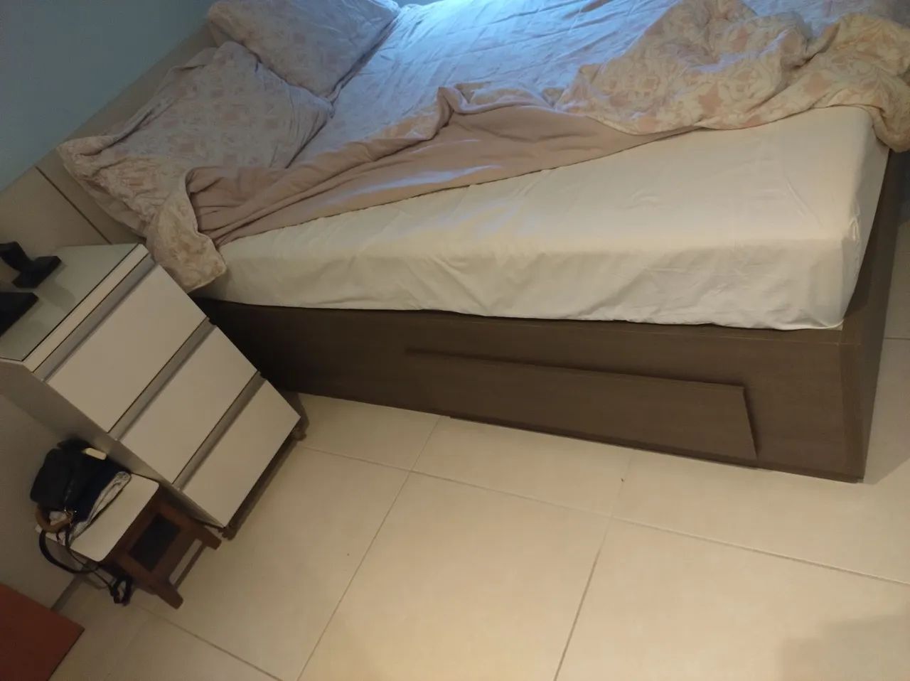Cama de Casal com 4 Gavetas Integradas (somente a cama) - Foto 2