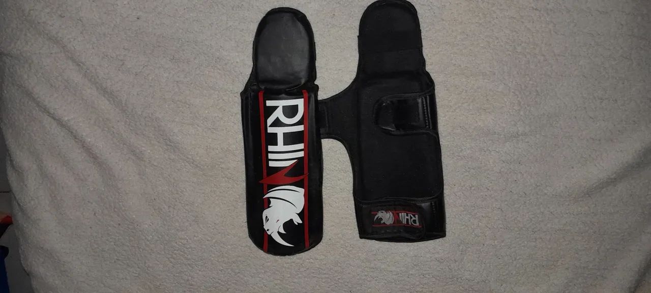 Caneleira Protetora Rhino