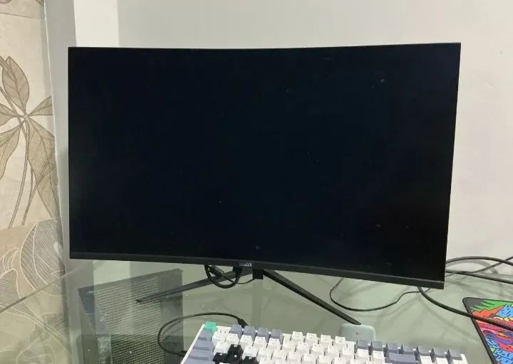 VENDO MONITOR MANCER 240HZ 27" 