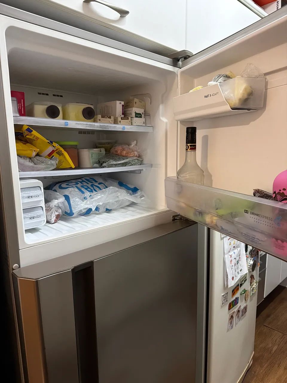 Geladeira em excelente funcionamento - 110v - usada com transformador sem problemas  - Foto 3