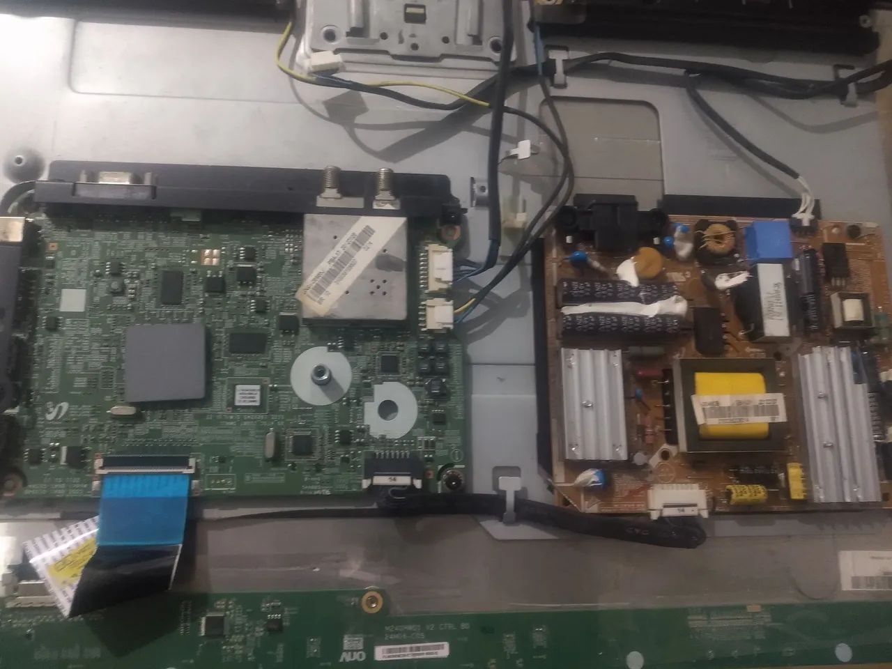 Placa Samsung lt24a350