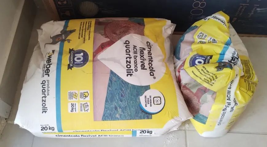 50kg Cimentcola flexivel ACIII  Branco Quartzolit