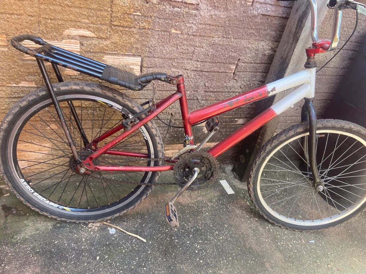 Bicicleta Aro 24 - Ótimo Estado -